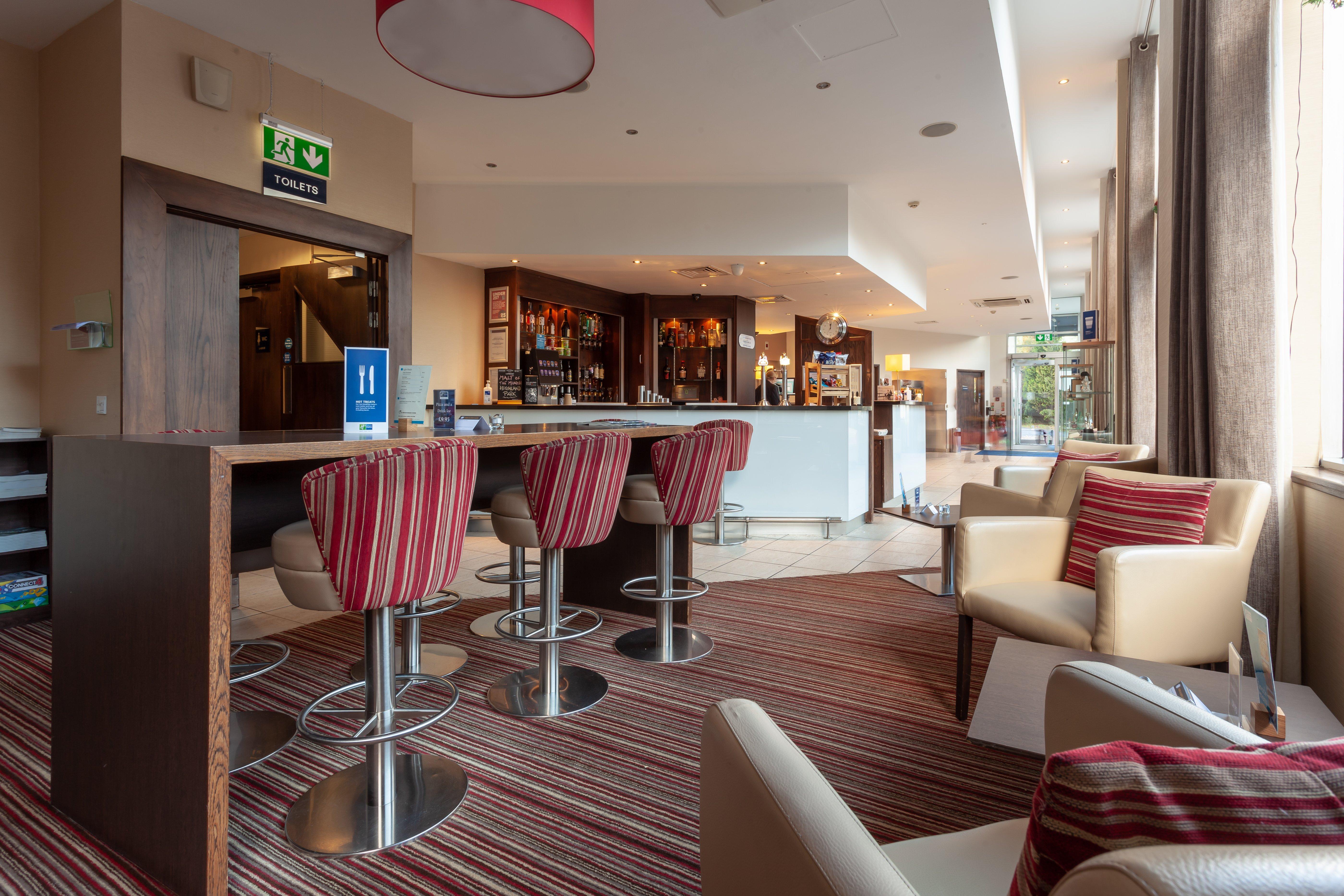 Holiday Inn Express - Glasgow - City Ctr Theatreland By Ihg Exterior photo